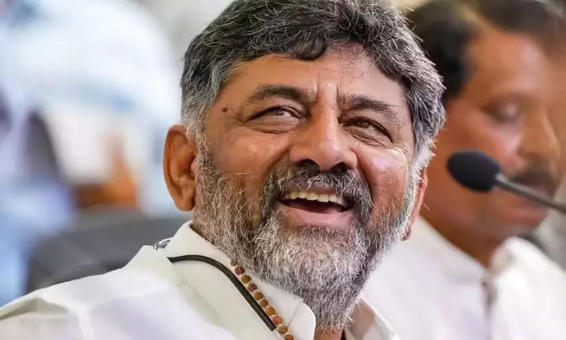 കർണാടകയുടെ 25ാമത് മുഖ്യമന്ത്രിയായി ഡി.കെ. ശിവകുമാർഅധികാരമേറ്റു